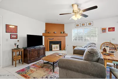 831 N Promontory Drive, Tucson, AZ 85748 - Photo 10