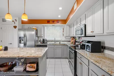 831 N Promontory Drive, Tucson, AZ 85748 - Photo 14