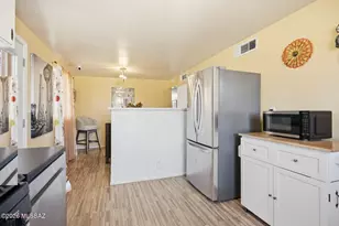 336 E 24th St, Tucson, AZ 85713 - Photo 12