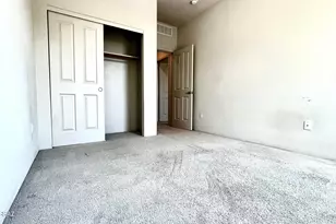 391 E Calderwood Rd, Tucson, AZ 85704 - Photo 18