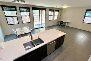 391 E Calderwood Rd, Tucson, AZ 85704 - Photo 12