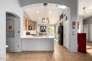 2703 E Glen Canyon Rd, Green Valley, AZ 85614 - Photo 12