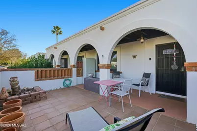 248 S Paseo Lobo #UNIT D, Green Valley, AZ 85614 - Photo 18