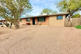 148 W Pastime Rd, Tucson, AZ 85705 - Photo 2