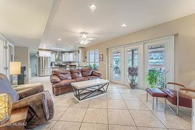 251 W San Ignacio, Green Valley, AZ 85614 - Photo 2