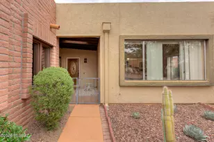 1020 W Camino Velasquez, Green Valley, AZ 85622 - Photo 4