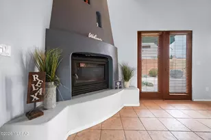 10504 E John McNair Pl, Tucson, AZ 85747 - Photo 4