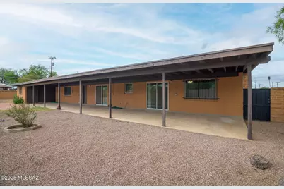 2536 N Tyndall Avenue, Tucson, AZ 85719 - Photo 20
