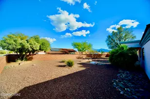 166 N Wellspring Dr, Green Valley, AZ 85614 - Photo 20