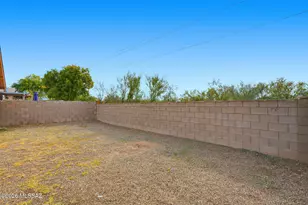 8818 E Rose Tree Dr, Tucson, AZ 85730 - Photo 30
