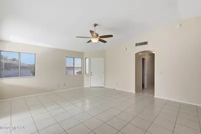 8818 E Rose Tree Drive, Tucson, AZ 85730 - Photo 6