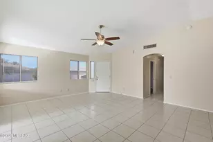 8818 E Rose Tree Dr, Tucson, AZ 85730 - Photo 6