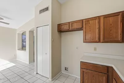 8818 E Rose Tree Drive, Tucson, AZ 85730 - Photo 28