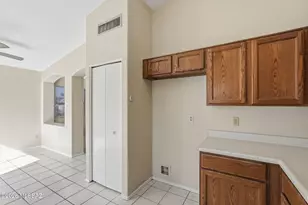 8818 E Rose Tree Dr, Tucson, AZ 85730 - Photo 28