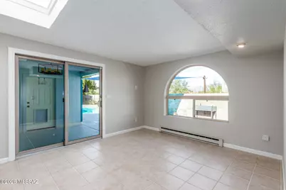 929 N Chalet Avenue, Tucson, AZ 85748 - Photo 12