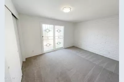 7802 E Kenyon Drive, Tucson, AZ 85710 - Photo 12
