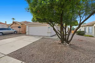 10032 E Via Del Fandango, Tucson, AZ 85747 - Photo 2