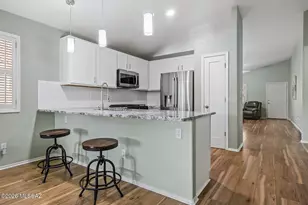 9446 E Pale Blue Topaz Ln, Tucson, AZ 85747 - Photo 6