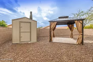 9446 E Pale Blue Topaz Ln, Tucson, AZ 85747 - Photo 38