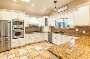 1632 W Placita Lluvia De Oro, Sahuarita, AZ 85629 - Photo 16