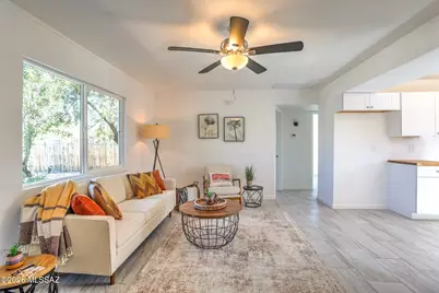 810 E Water Street, Tucson, AZ 85719 - Photo 12
