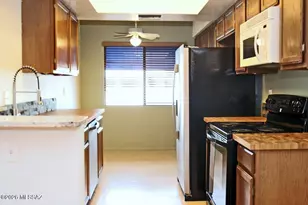 7916 E Colette Cir, Tucson, AZ 85710 - Photo 8