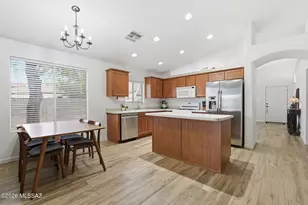 3670 W TYBOLT Dr, Tucson, AZ 85746 - Photo 12