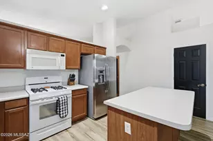 3670 W TYBOLT Dr, Tucson, AZ 85746 - Photo 14