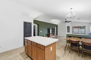 3670 W TYBOLT Dr, Tucson, AZ 85746 - Photo 16