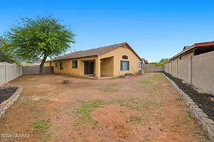 3670 W TYBOLT Dr, Tucson, AZ 85746 - Photo 36