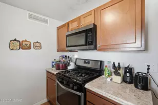 2439 Parkside Dr, Tucson, AZ 85713 - Photo 10