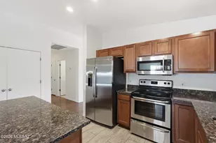 3622 W Trevor Dr, Tucson, AZ 85741 - Photo 8