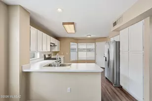 4678 W Gatehinge Ct, Tucson, AZ 85741 - Photo 10