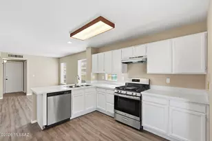 4678 W Gatehinge Ct, Tucson, AZ 85741 - Photo 12