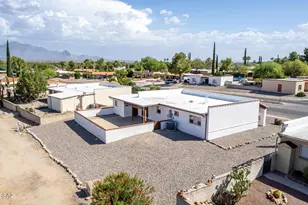 921 S Abrego Dr, Green Valley, AZ 85614 - Photo 4