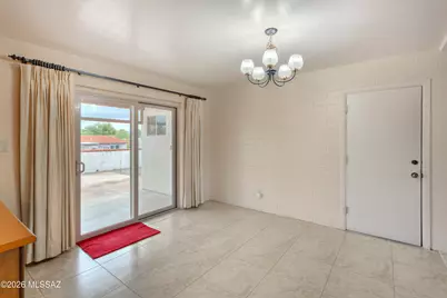 921 S Abrego Drive, Green Valley, AZ 85614 - Photo 12