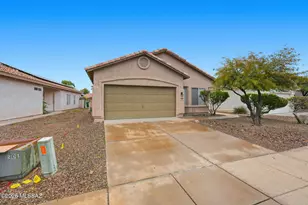 7292 W Mesquite River Dr, Tucson, AZ 85743 - Photo 2