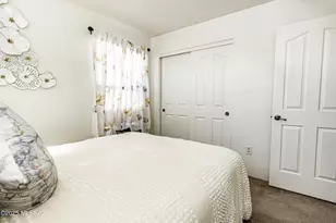 4830 S VALLECANO Dr, Tucson, AZ 85746 - Photo 38