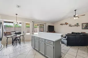 1537 W Via De Chapala, Sahuarita, AZ 85629 - Photo 10