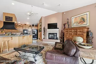 1731 W Placita De La Escalera, Sahuarita, AZ 85629 - Photo 6