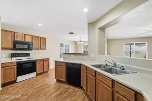 18732 S Avenida Rio Veloz, Sahuarita, AZ 85629 - Photo 14