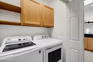 668 W Rushwood Dr, Tucson, AZ 85704 - Photo 14