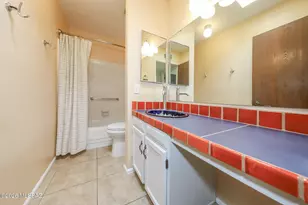 1230 N Via Alamos, Green Valley, AZ 85614 - Photo 28