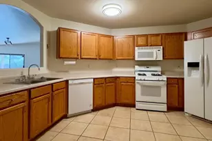 10366 E Roywood Way, Tucson, AZ 85747 - Photo 4