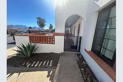 328 S Paseo Quinta #B, Green Valley, AZ 85614 - Photo 2
