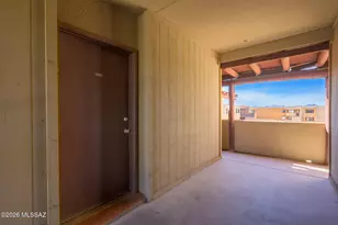 1810 E Blacklidge Dr, Tucson, AZ 85719 - Photo 4