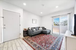 1810 E Blacklidge Dr, Tucson, AZ 85719 - Photo 6