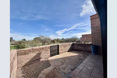 1364 W Desert Hills Drive, Green Valley, AZ 85622 - Photo 14