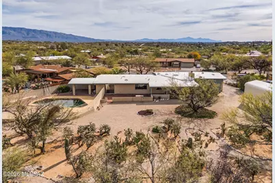 10211 E Rio De Oro Place, Tucson, AZ 85749 - Photo 2