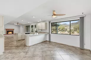 10211 E Rio De Oro Pl, Tucson, AZ 85749 - Photo 6